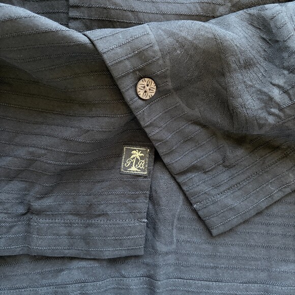 Tommy Bahama Button Down Camp Shirt Hawaiian Tropical Party Black Men's XL - Picture 10 of 10